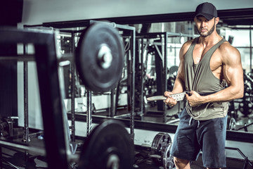 Gym Clothes Men: Find Your Fit in Australia for Tall, Lean, and Muscular Builds